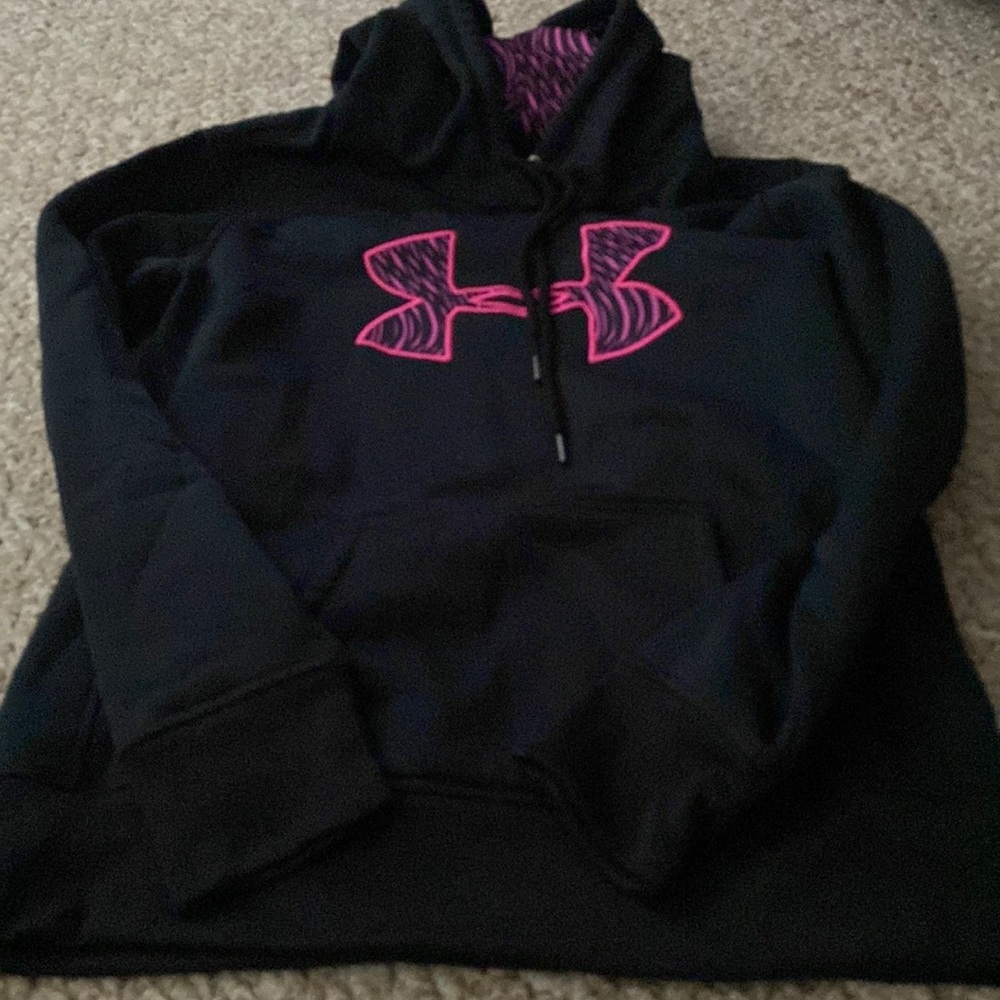 Womens black under armor black sweatshirt size small